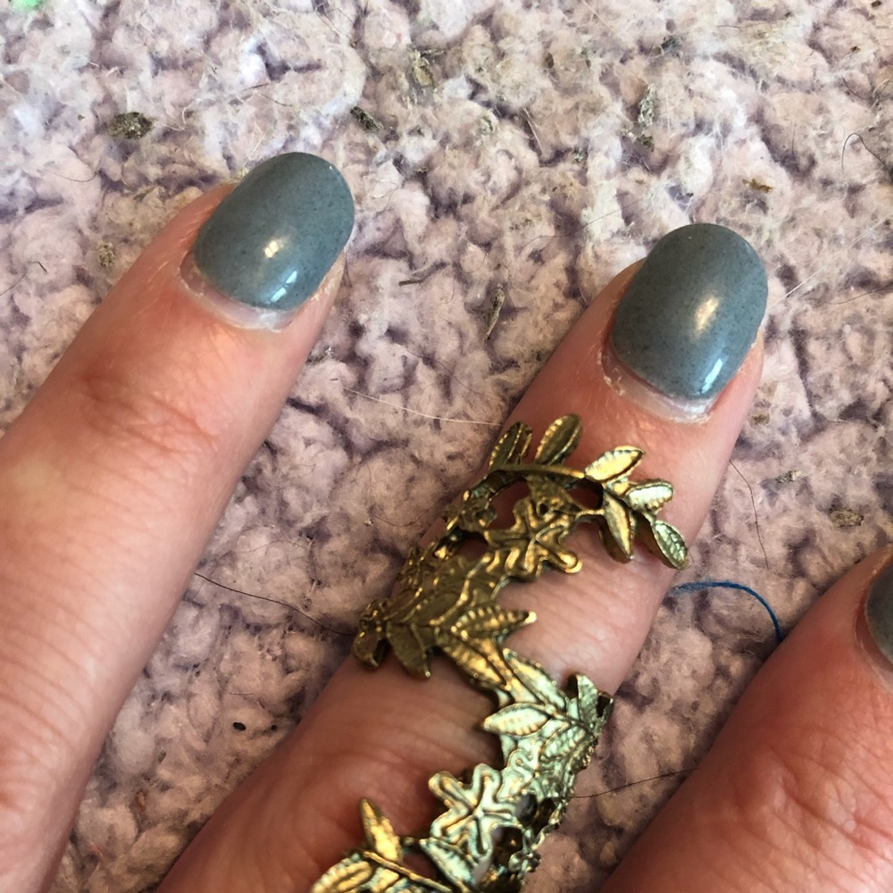 Size 5 winding leaf ring